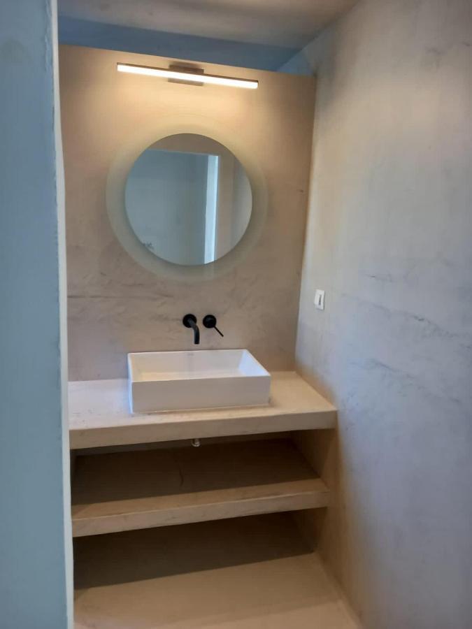 Pýrgos Lejardin Suites Santorini מראה חיצוני תמונה