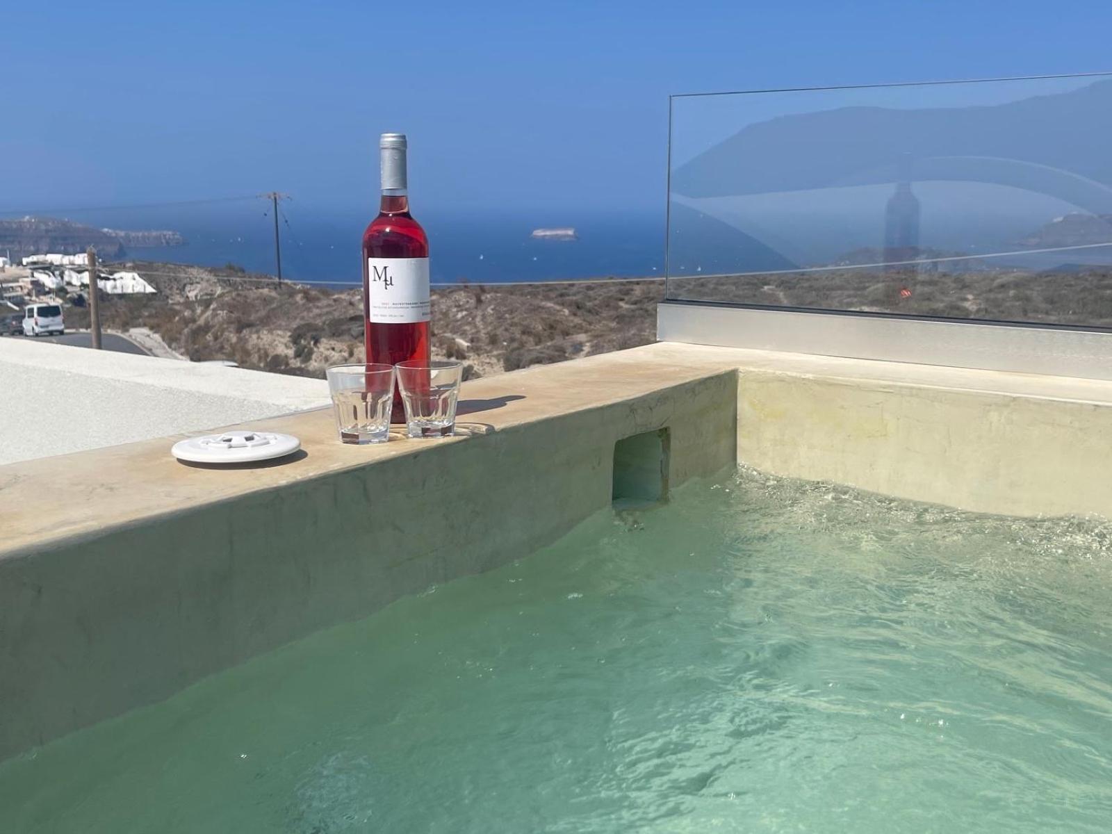 Pýrgos Lejardin Suites Santorini מראה חיצוני תמונה